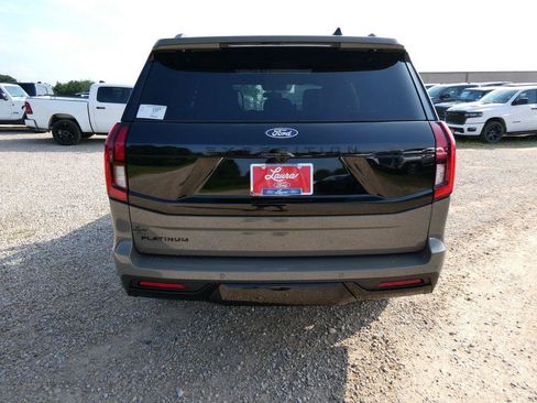 New 2027 Ford Expedition Platinum w/ Stealth Appearance Package AWD/4WD image 6