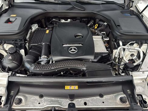 Used 2016 Mercedes-Benz GLC 300 4MATIC image 36