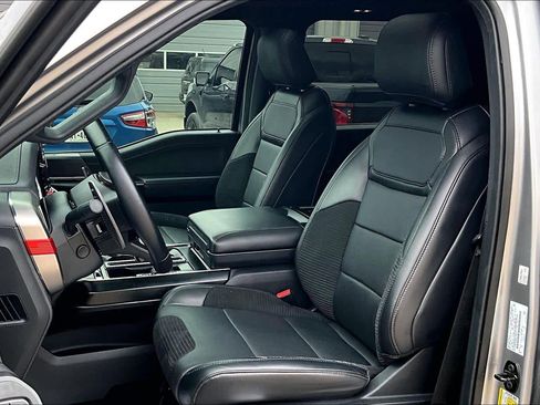 Used 2023 Ford F150 Raptor image 7