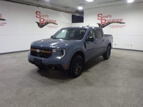 Used 2025 Ford Maverick Tremor AWD/4WD image 1
