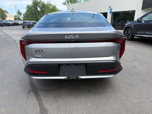 Certified 2025 Kia K4 FWD image 9