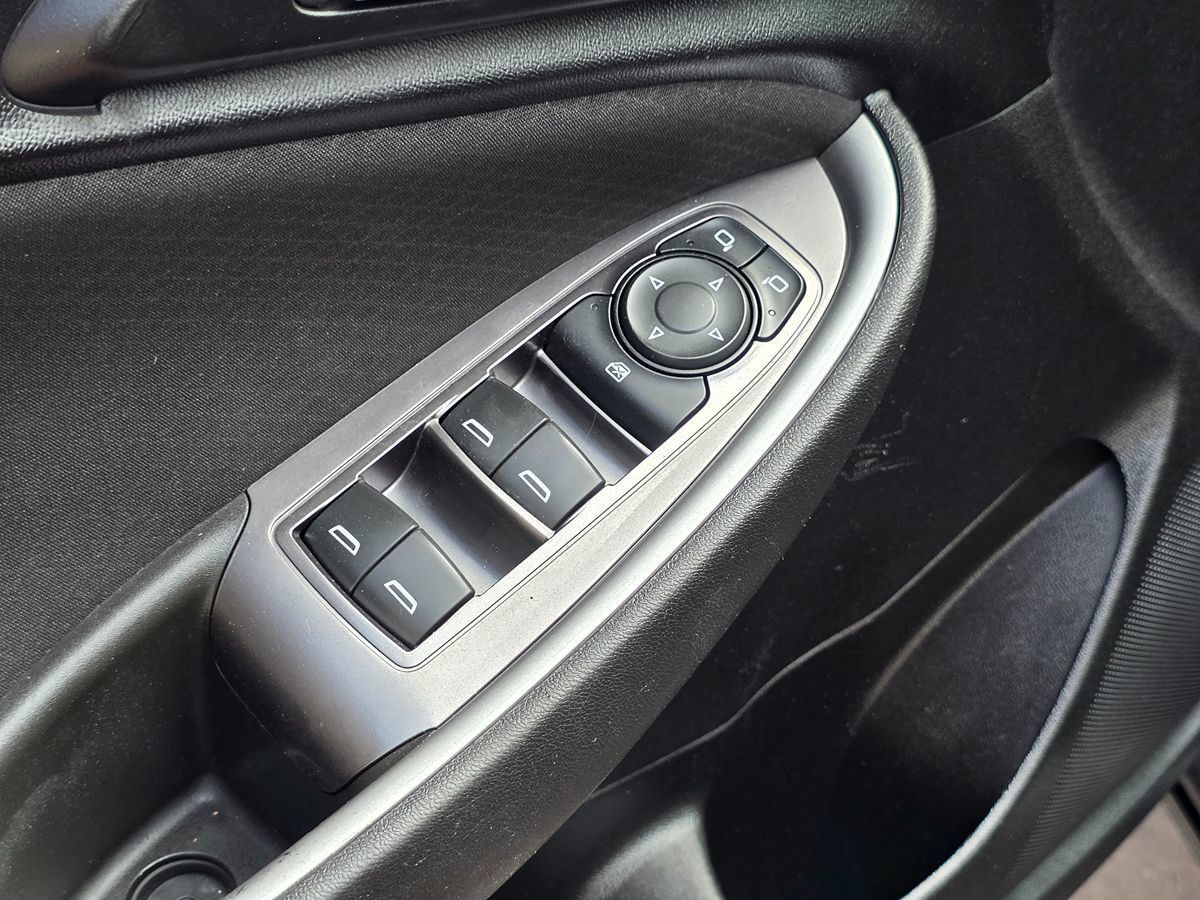 Used 2018 Chevrolet Malibu LS FWD image 28