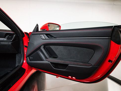 Certified 2023 Porsche 911 Carrera GTS RWD image 27