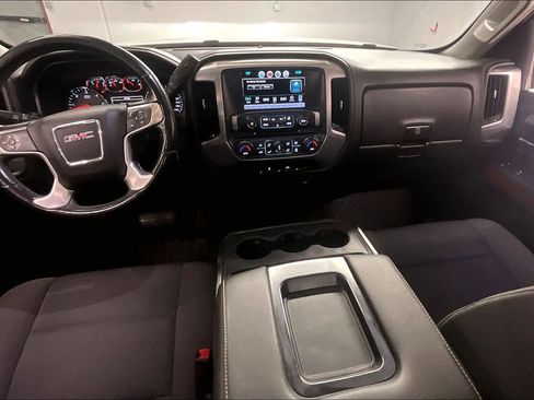 Used 2017 GMC Sierra 1500 SLE w/ SLE Value Package image 17