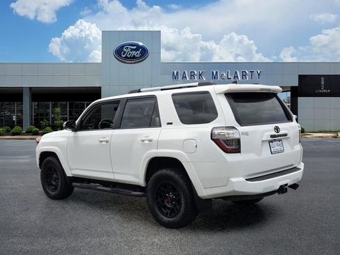 Used 2022 Toyota 4Runner SR5 Premium w/ Moonroof Package AWD/4WD image 3