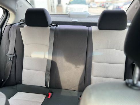 Used 2015 Chevrolet Cruze LS image 12