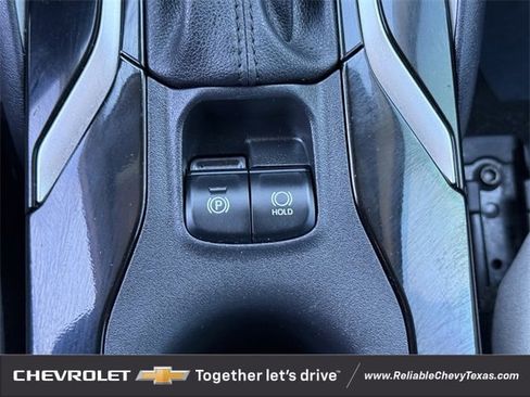 Used 2022 Toyota Corolla LE image 17