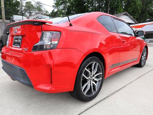 Used 2016 Scion tC FWD image 7