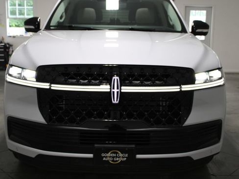 New 2026 Lincoln Navigator Reserve w/ Jet Appearance Package AWD/4WD image 57
