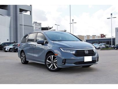 Used 2024 Honda Odyssey Touring