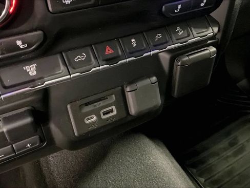 Used 2022 Chevrolet Silverado 2500 LT w/ Convenience Package AWD/4WD image 28