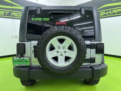Used 2018 Jeep Wrangler Unlimited Sport S AWD/4WD image 8