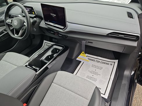 New 2025 Volkswagen ID.4 Pro image 30