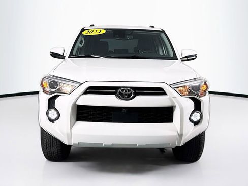 Used 2024 Toyota 4Runner SR5 Premium w/ Moonroof Package image 2