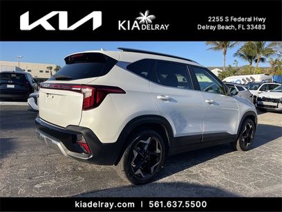 Used 2024 Kia Seltos EX