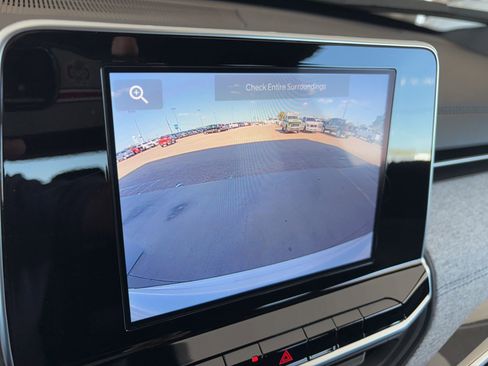 New 2026 Jeep Compass Latitude image 17