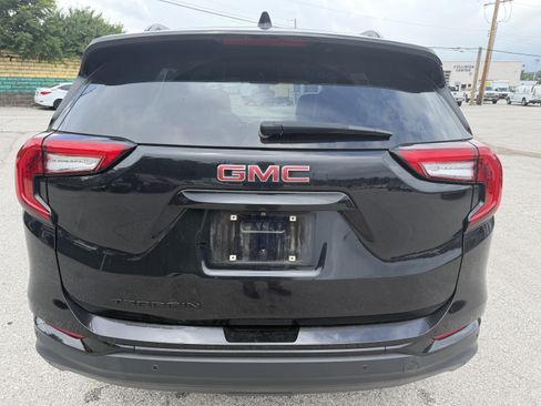 Used 2022 GMC Terrain SLT w/ Elevation Edition FWD image 6