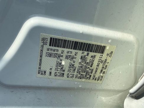 Used 2023 Nissan Rogue S image 25