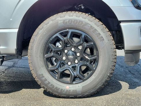 New 2026 Ford F150 XLT w/ Equipment Group 302A MID AWD/4WD image 9