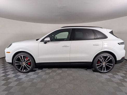 New 2026 Porsche Cayenne S AWD/4WD image 2