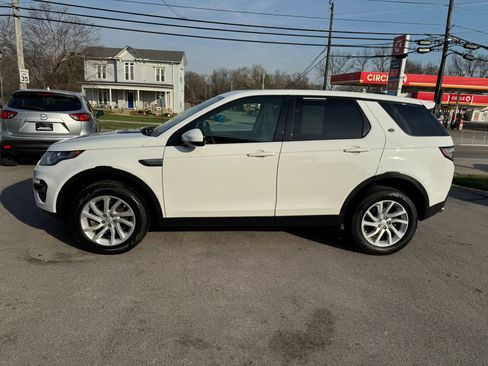 Used 2018 Land Rover Discovery Sport HSE AWD/4WD image 8