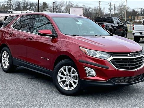 Used 2019 Chevrolet Equinox LT image 3