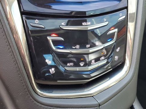 Used 2019 Cadillac CTS Luxury image 20