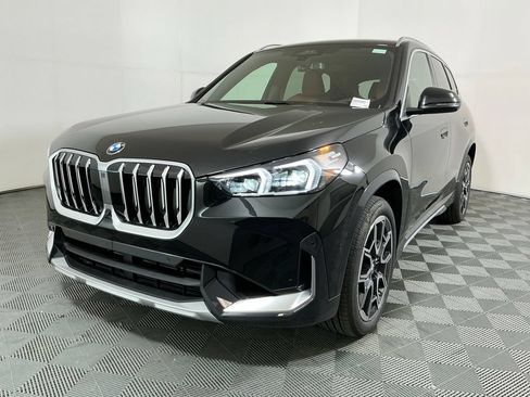 New 2026 BMW X1 xDrive28i w/ Technology Package AWD/4WD image 2