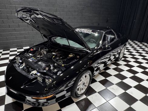 Used 1993 Chevrolet Camaro Z28 RWD image 32