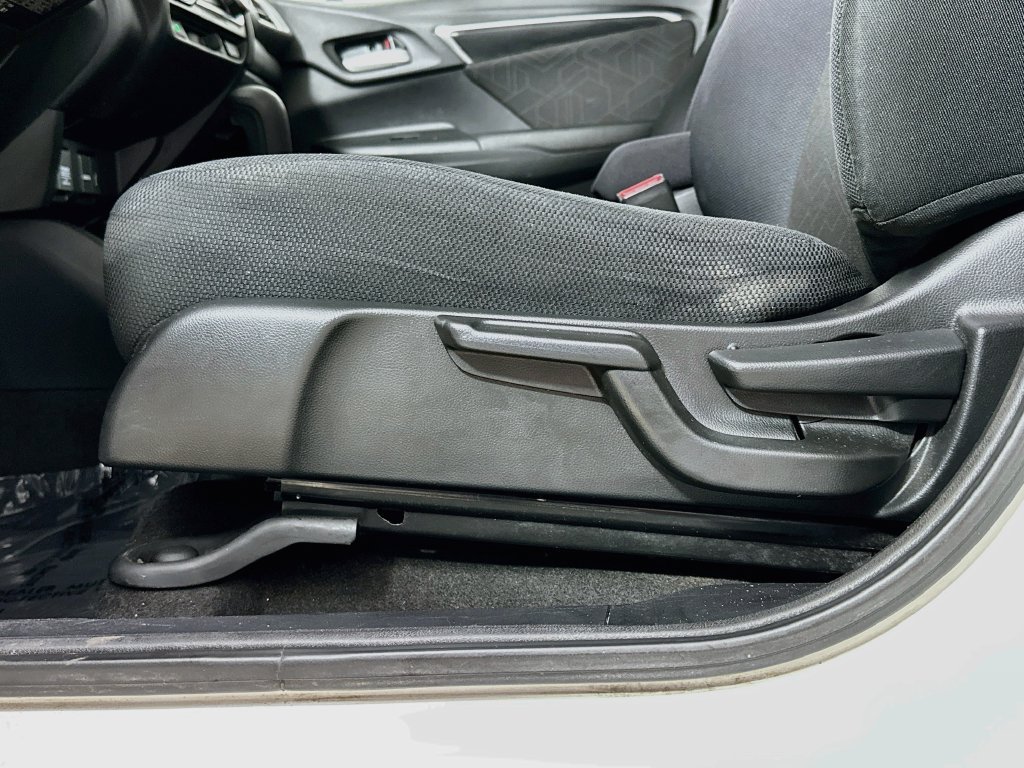 Used 2015 Honda Fit EX image 23