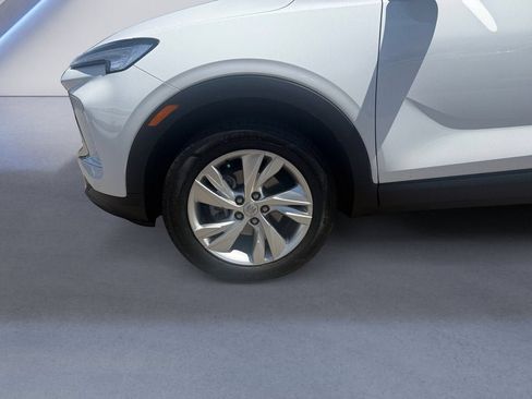 Certified 2024 Buick Encore GX Preferred w/ Comfort Package AWD/4WD image 14