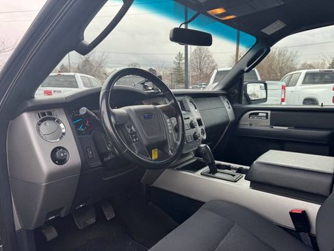 Used 2016 Ford Expedition EL XLT image 11