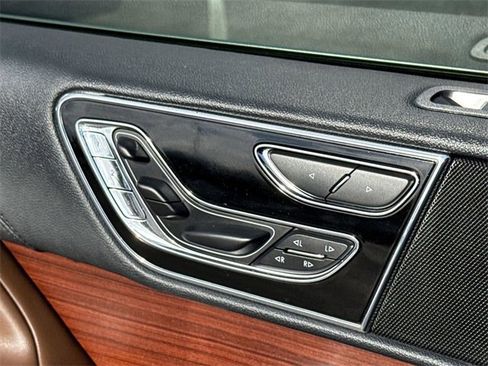 Certified 2023 Lincoln Navigator L Reserve image 33