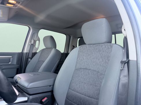 Used 2018 RAM 3500 Lone Star image 28