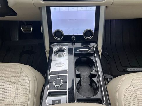 Used 2021 Land Rover Range Rover P525 Westminster Edition image 12