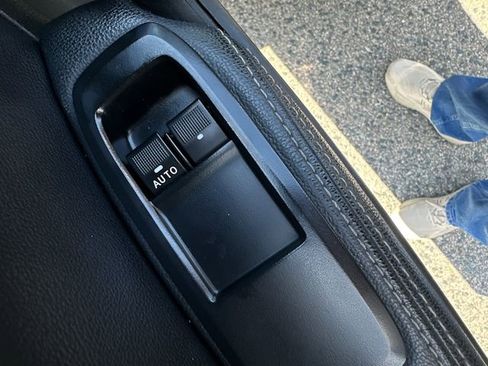 Used 2019 Ford Ranger Lariat w/ Equipment Group 501A Mid image 19