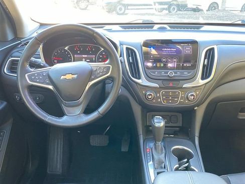 Used 2020 Chevrolet Equinox Premier FWD image 8