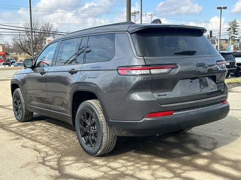 New 2026 Jeep Grand Cherokee L Laredo image 10