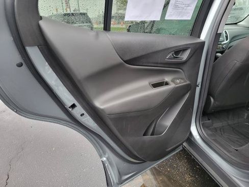 Used 2024 Chevrolet Equinox LT w/ LPO, Floor Liner Package FWD image 20