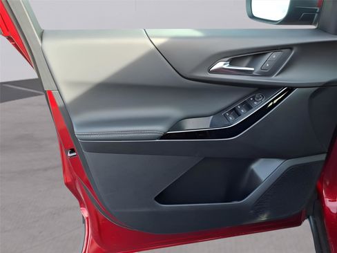 New 2026 Chevrolet Equinox LT image 10