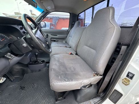 Used 1998 Dodge Ram 1500 Truck ST image 12