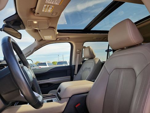 Used 2024 Ford Expedition Max Limited image 12