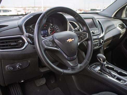 Used 2024 Chevrolet Equinox LT image 18