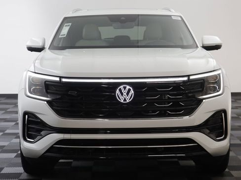 Used 2024 Volkswagen Atlas Cross Sport SEL Premium R-Line image 22