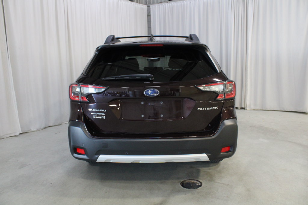 Used 2024 Subaru Outback Limited AWD/4WD image 25