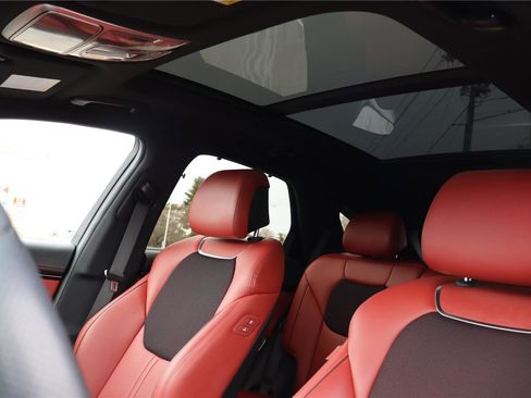 Used 2023 Genesis GV70 2.5T w/ Sport Prestige Package image 25