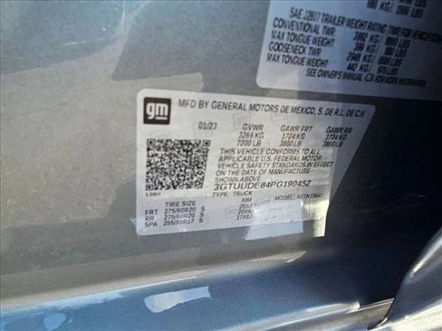 Used 2023 GMC Sierra 1500 SLT w/ SLT Premium Package AWD/4WD image 27