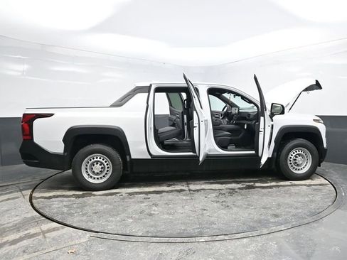 Used 2024 Chevrolet Silverado EV W/T image 40