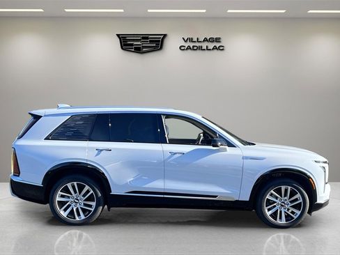 New 2026 Cadillac Vistiq Luxury image 6