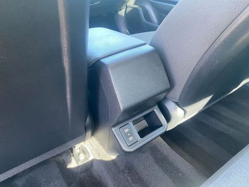 Used 2025 Kia K4 LXS image 23